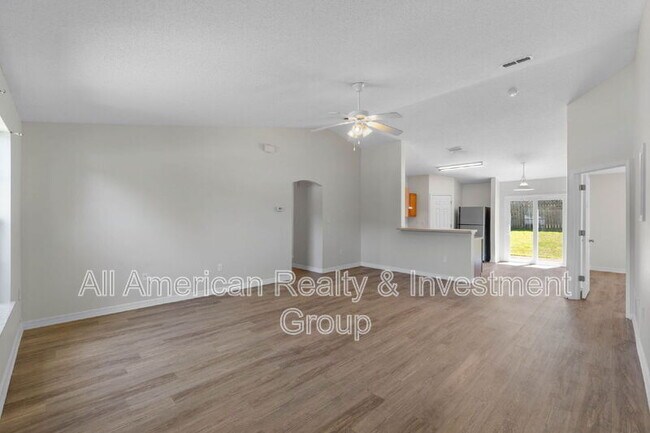 Building Photo - 147 Cabana Way