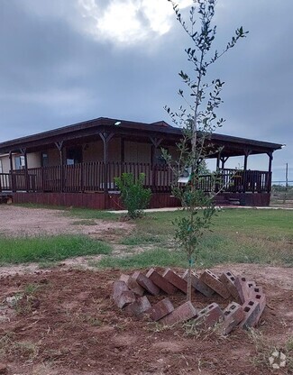 Building Photo - 2415 Strawberry City Rd