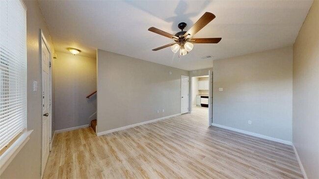 Building Photo - 306 Cherry St