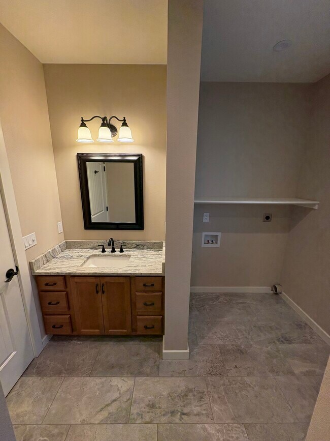 Foto del edificio - 20620 Pine Vista Dr