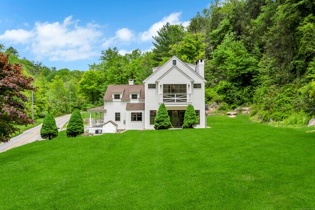 Foto del edificio - 153 Valley Forge Rd