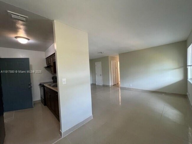 Foto del edificio - 939 Magnolia Dr