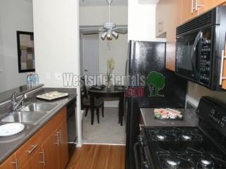 NA - 20544 Ventura Blvd