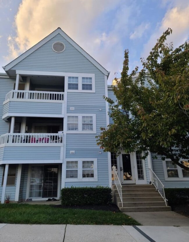 Foto del edificio - 8503 Falls Run Road  Unit C