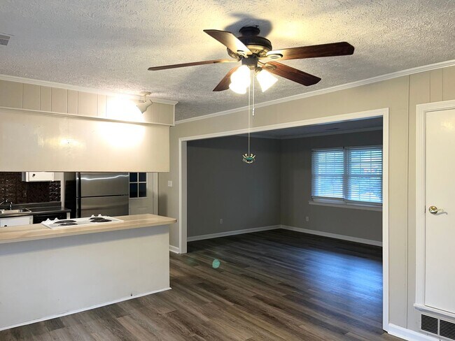 Foto del edificio - Wilmington Island- 3 Bedroom Home