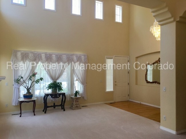 Foto del edificio - Breathtaking Home in Grant Ranch