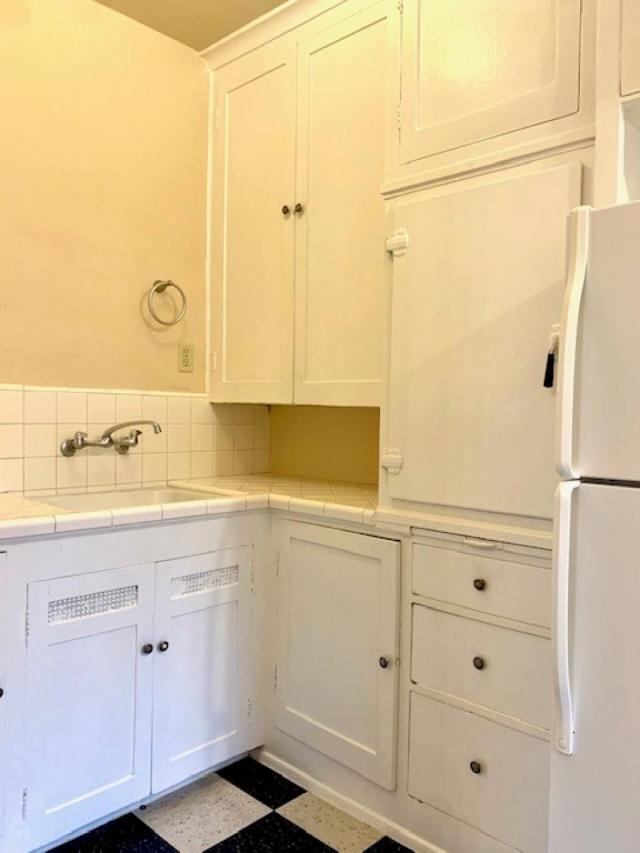 Building Photo - 1 bedroom in Seattle WA 98119