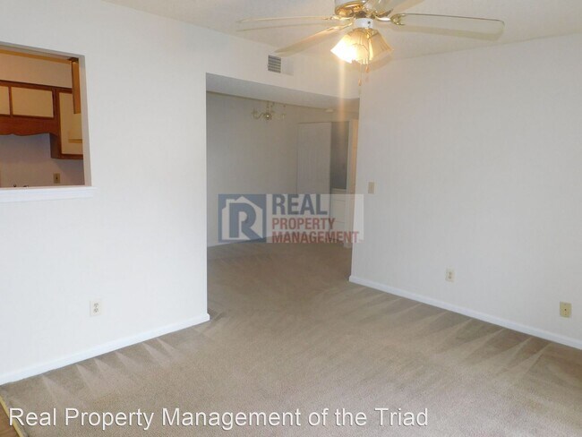 Building Photo - 2 br, 1 bath House - 515 Mystic Drive Unit A