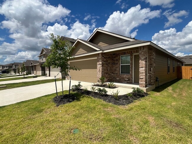 Foto del edificio - 210 Legendary Trail Loop, Floresville, TX....