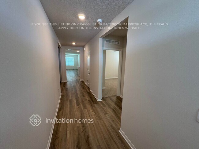 Foto del edificio - 18120 Canopy Pl