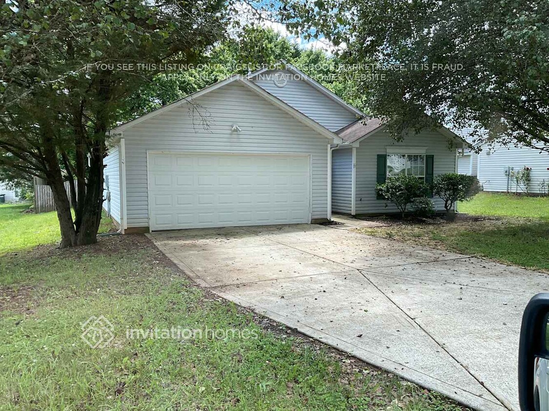 Primary Photo - 2073 Chapel Creek Rd