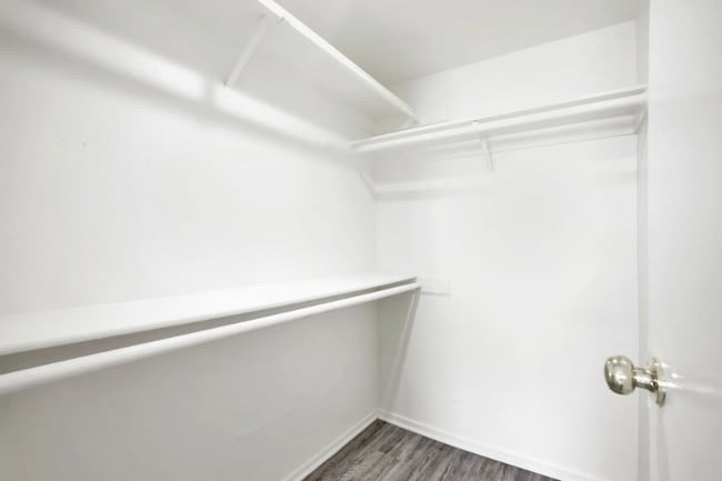 Photo - 904 Fairway Ave Apartment