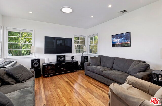 Foto del edificio - 4116 Coolidge Ave