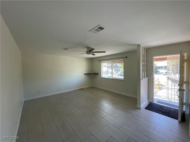 Building Photo - 623 Don Vincente Dr