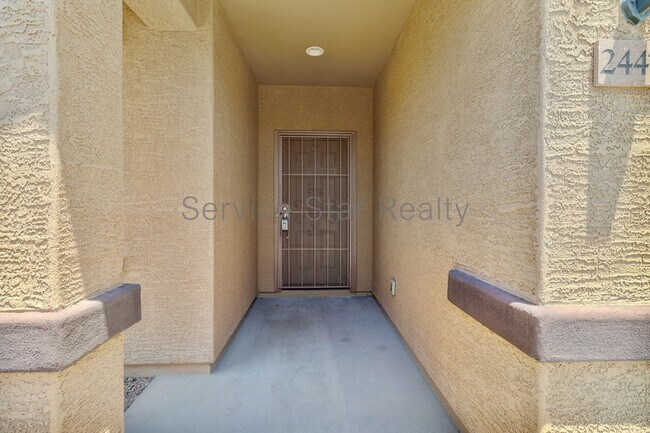 Building Photo - 24462 W Mobile Ln