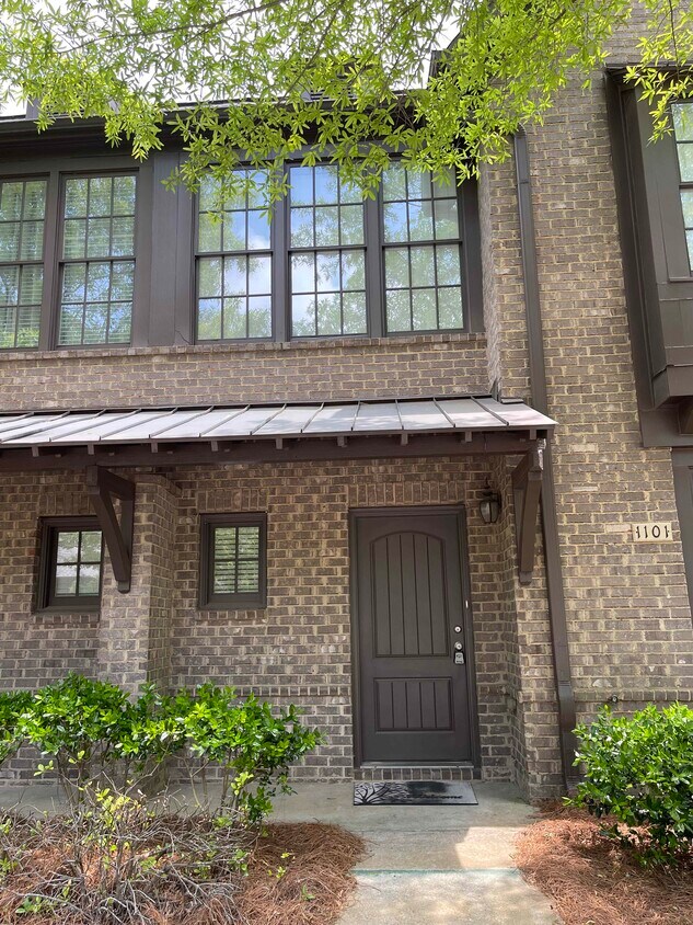 Front of Home - 1101 Inverness Cove Way