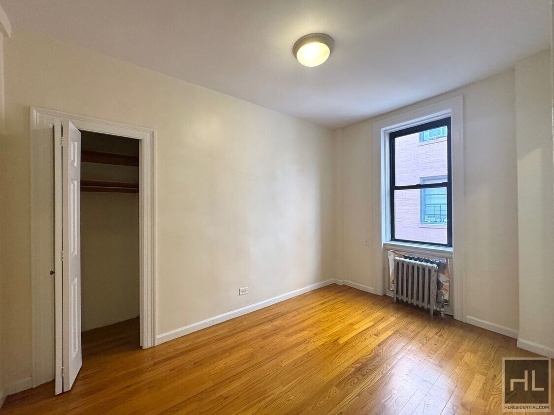 Building Photo - WEST 45 STREET