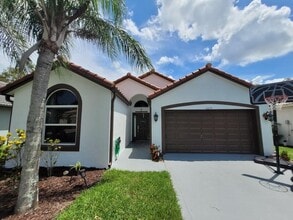 Building Photo - 10674 Oak Bend Way