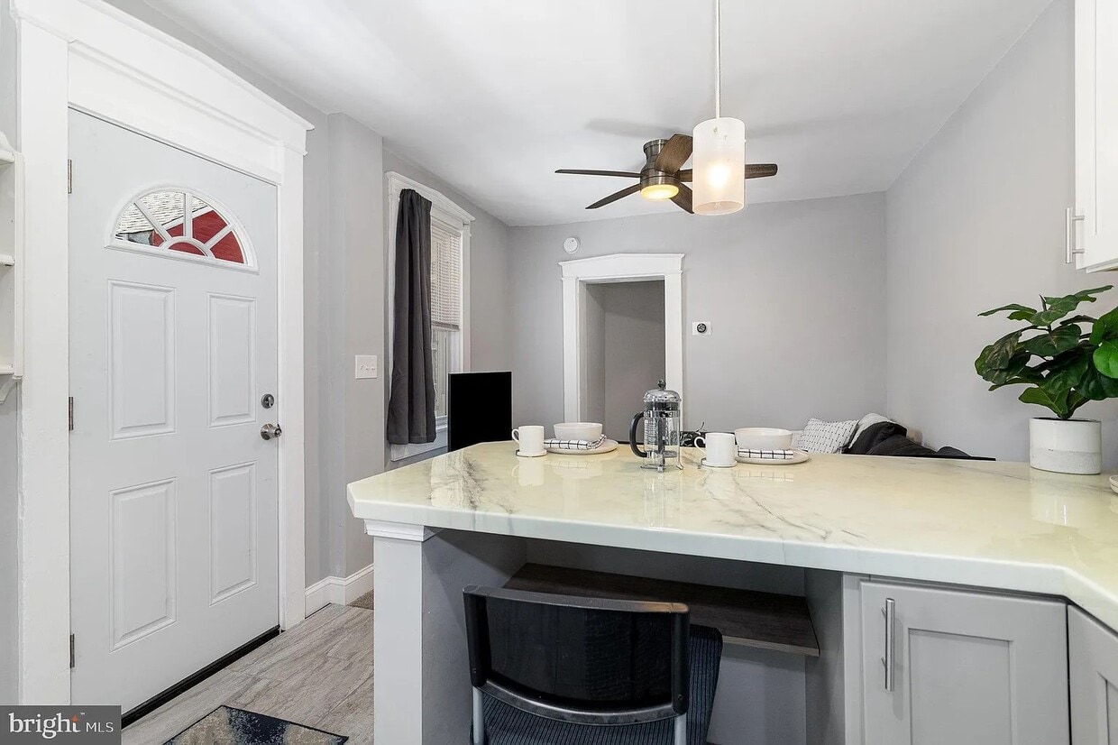 Foto principal - 442 Poplar St