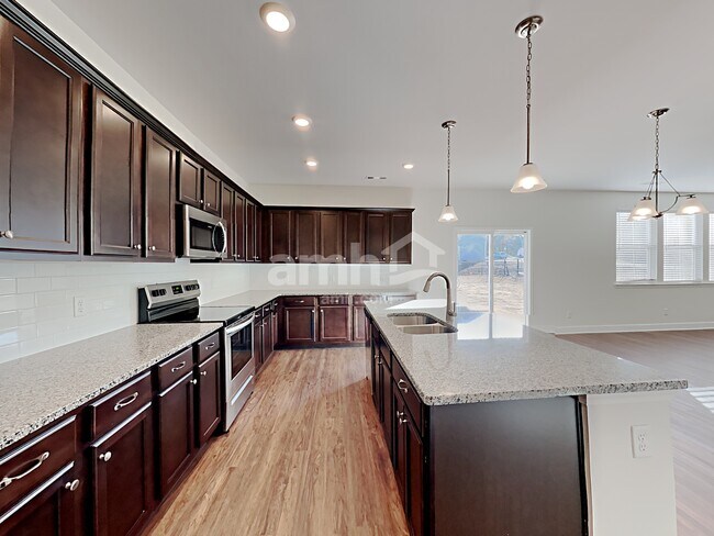 Building Photo - 405 Bluewater Drive
