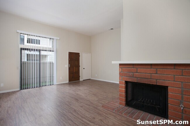 Building Photo - 4010 Mahaila Ave