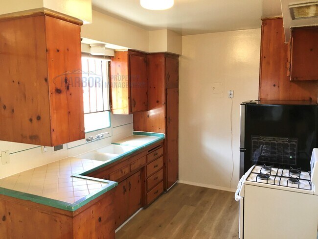 Foto del edificio - 10906 S Vermont Ave