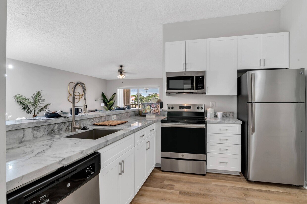 Arbor Oaks Apartments in Boca Raton, FL