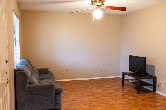 Foto del edificio - Waco Casablanca Condo!