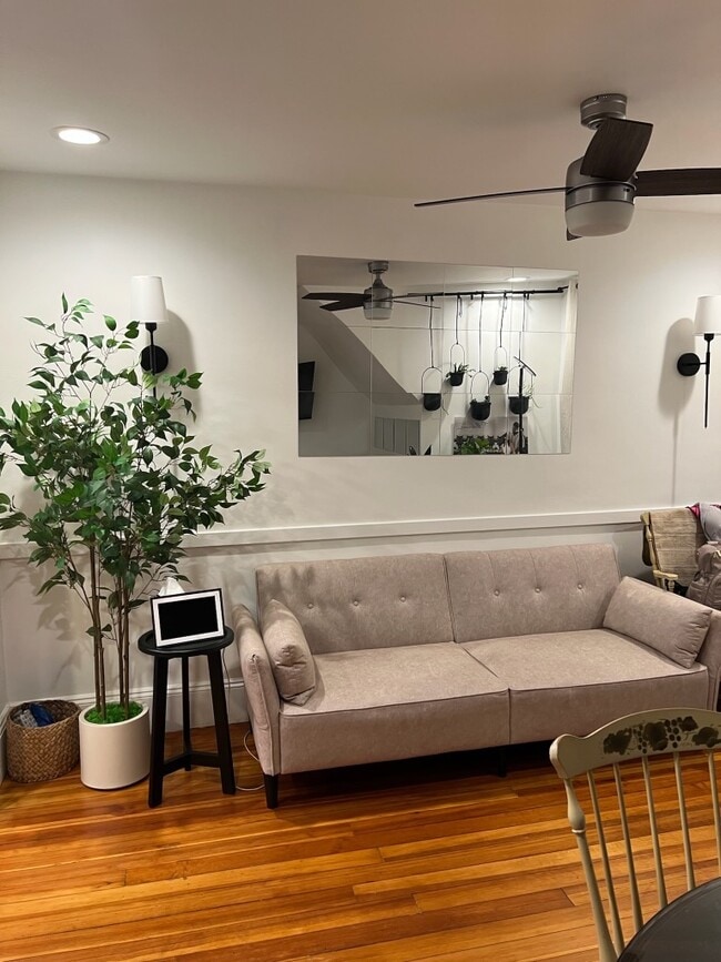 Building Photo - 15 Prospect St