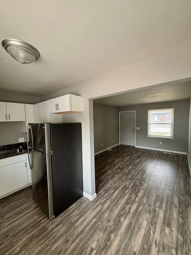 Building Photo - 100 Arlington Way