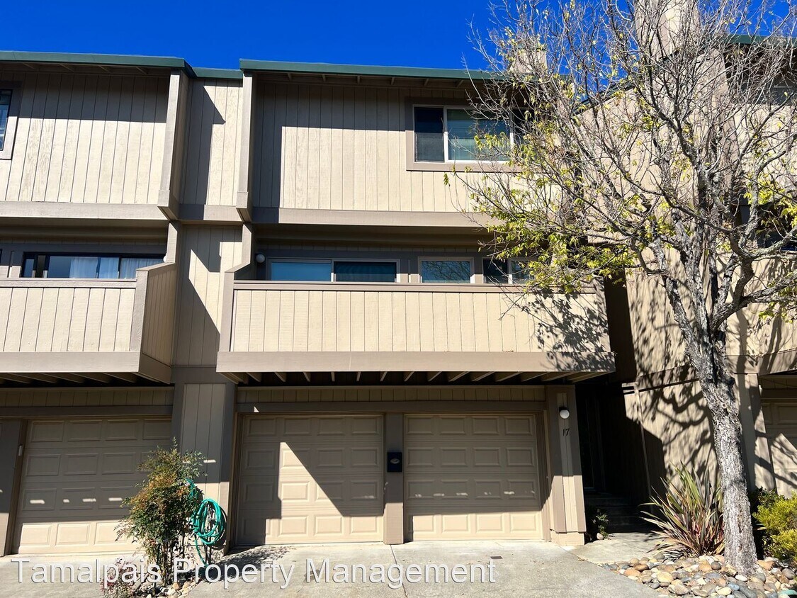 Foto principal - 3 br, 2.5 bath House - 17 Columbine Ln