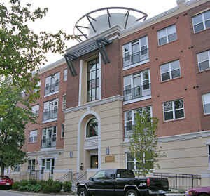 Foto principal - 3000 Vanderbilt Pl