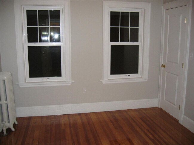Building Photo - 609 Boston Ave