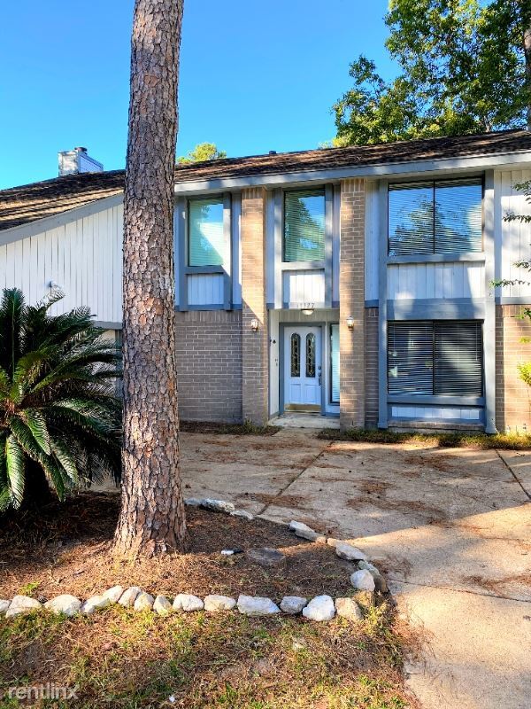 Primary Photo - 4 br, 2.5 bath House - 13327 Scamp Dr