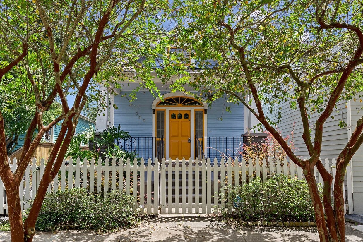 Charming New Orleans Shotgun with Historic Soul & Modern Luxury! - Charming New Orleans Shotgun with Historic...