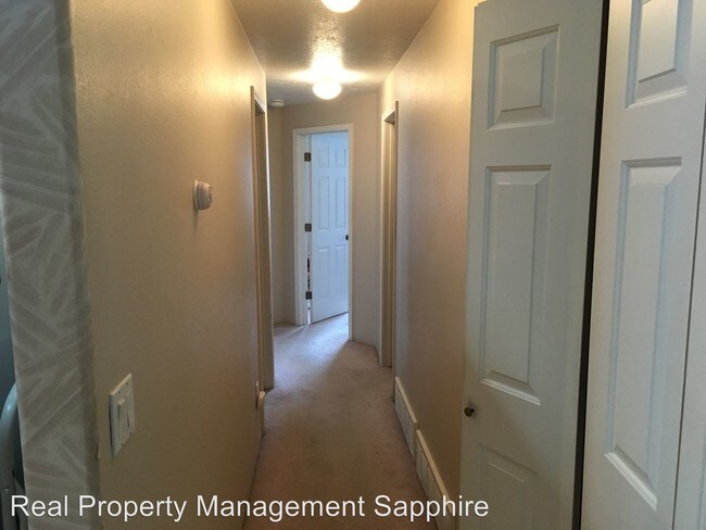 Building Photo - 127 Skeels Ave