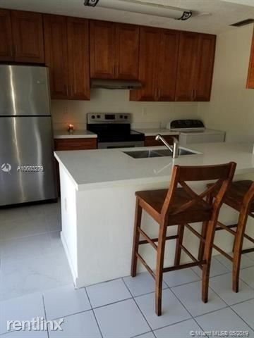 Foto del edificio - 12000 SW 110th St Cir N