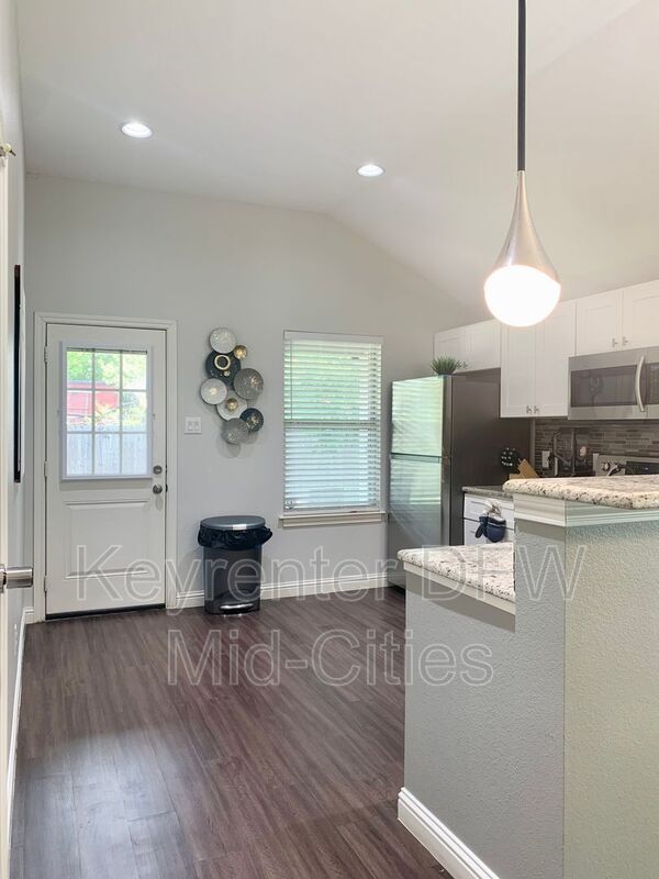 Foto del edificio - 3532 Toronto St