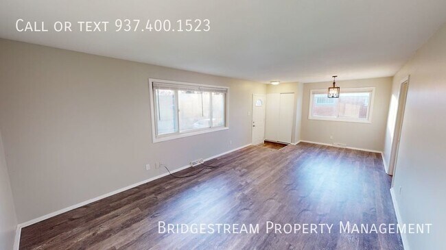 Building Photo - Nice 3 bedroom, 1 bath home with 1 car det...