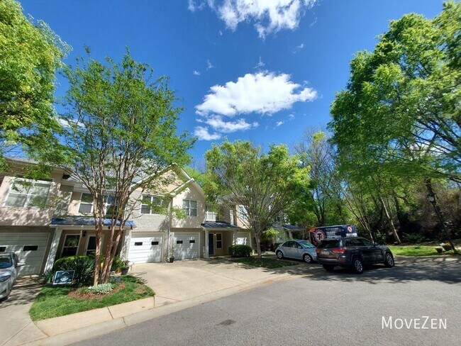 Building Photo - 3422 Chagall Ct Charlotte, NC 28205 Gorgeo...