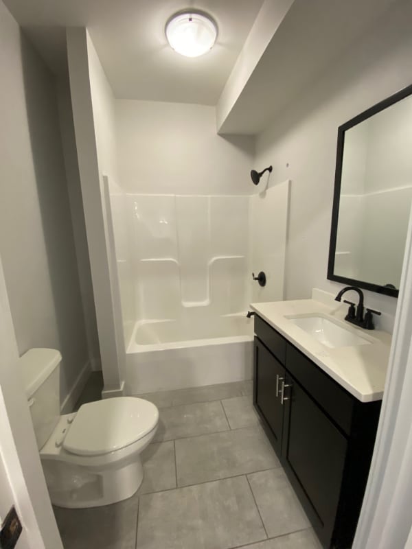 Building Photo - 369 Haverhill St