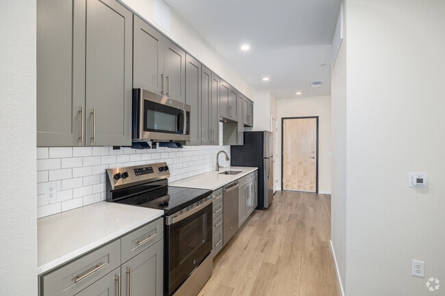 Interior Photo - Ascent at Hover Crossing