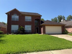 Building Photo - 4614 Russett Pl S