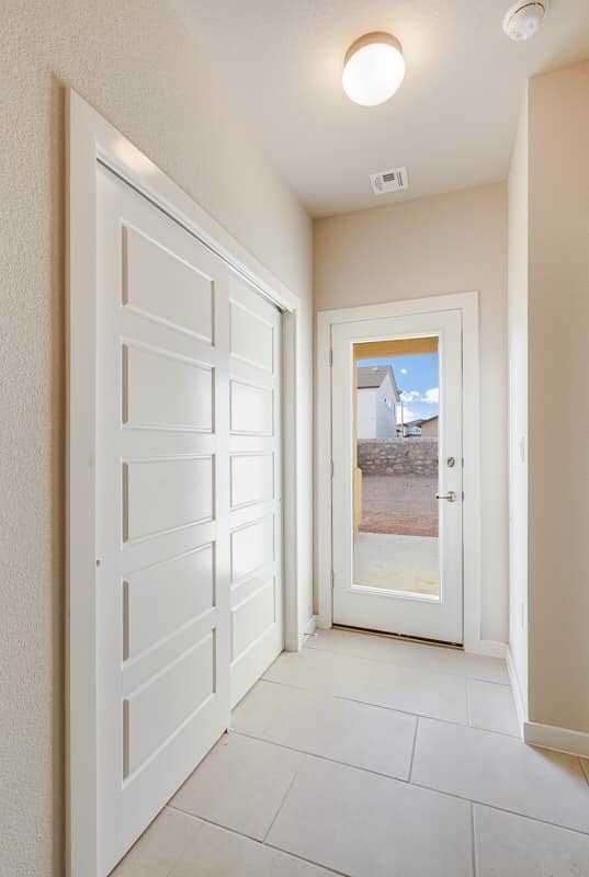 Foto del edificio - 7747 Enchanted Path Dr/West