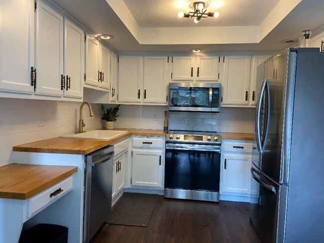 Foto del edificio - 5134 W Arlington Park Blvd