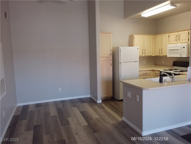 Foto del edificio - 855 N Stephanie St