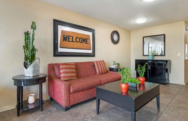 Foto del edificio - Furnished Studio-Fort Wayne - North