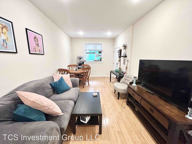 Foto del edificio - 3 br, 3 bath House - 837 Cameron St.