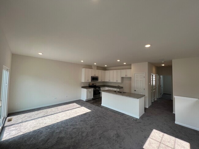 Building Photo - 4181 Chelsea Mnr Cir