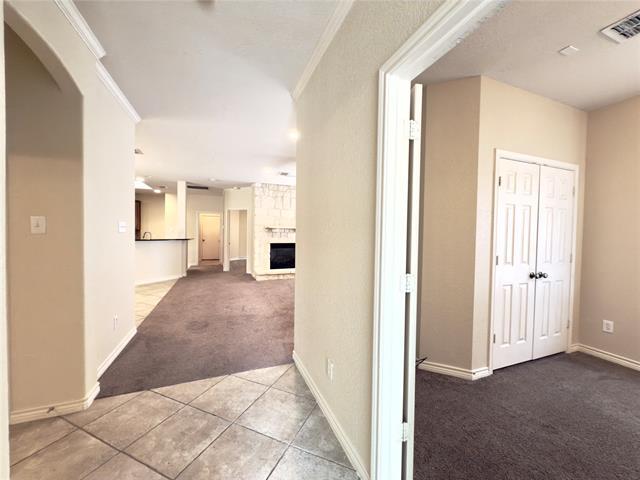 Foto del edificio - 7917 Creek View Dr